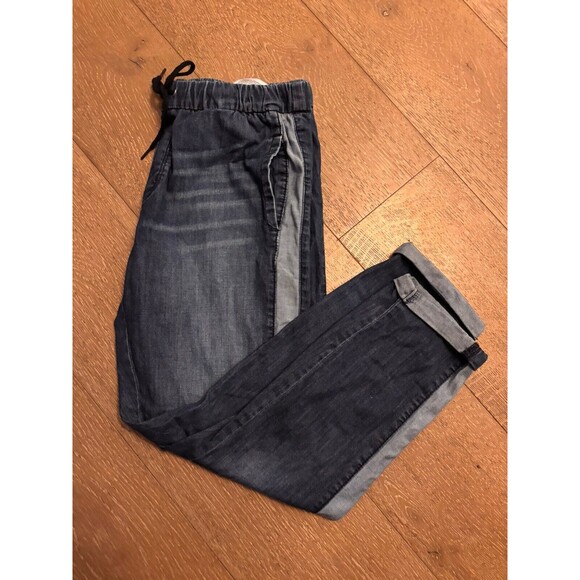 Levi's Blue Jeans with White Stripe - Picture 7 of 11